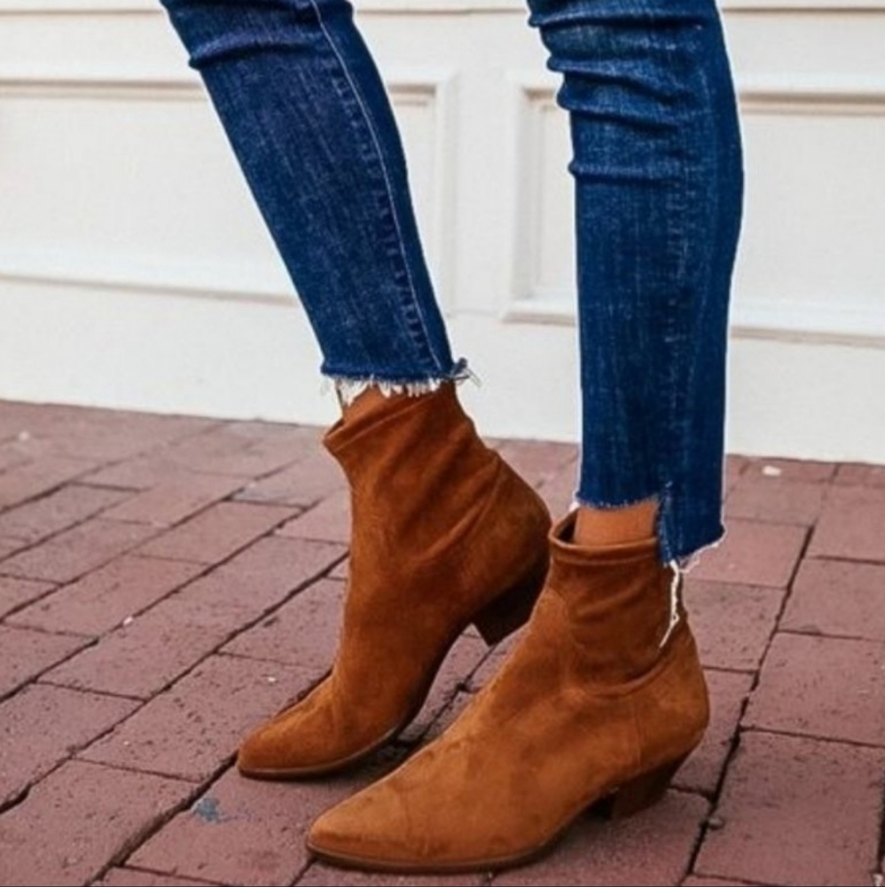 NWOB Tamara Mellon GioWest Suede Stretch Ankle Bootie Boots Chestnut Brown Sz9.5